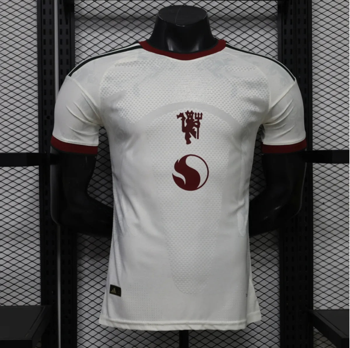 MNU Third Player Version Solid Jersey 2026/27 (Pre Order) – Product Description